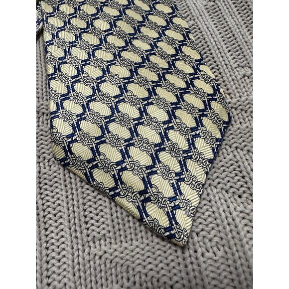 Vintage Henri Christian cream geometric print silk tie - Picture 2 of 5